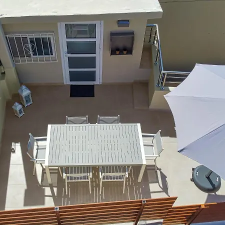 Elpida's Home, Seaside, Close To The City's Center *